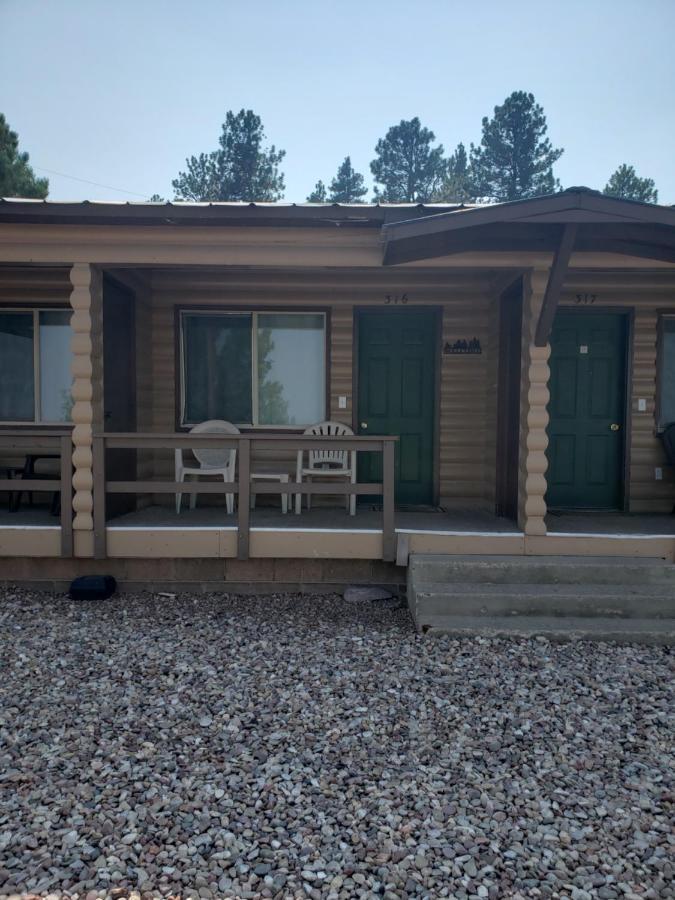 Flaming Gorge Resort Dutch John Esterno foto